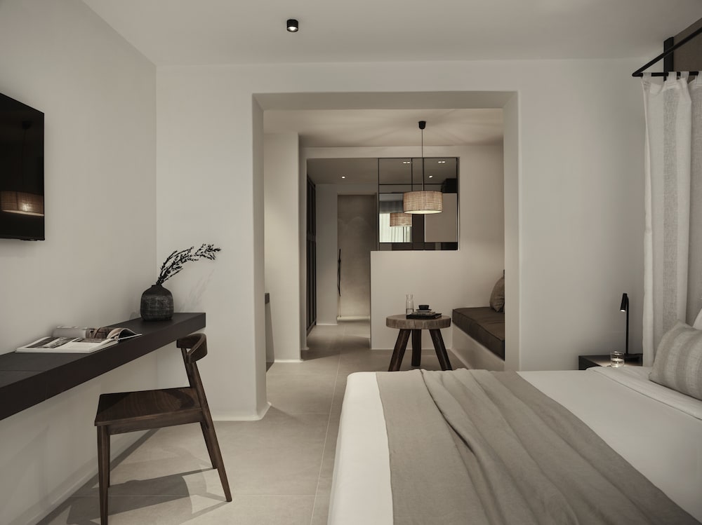 ezio bo luxury living