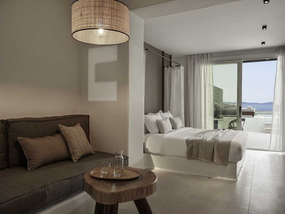 ezio bo luxury living