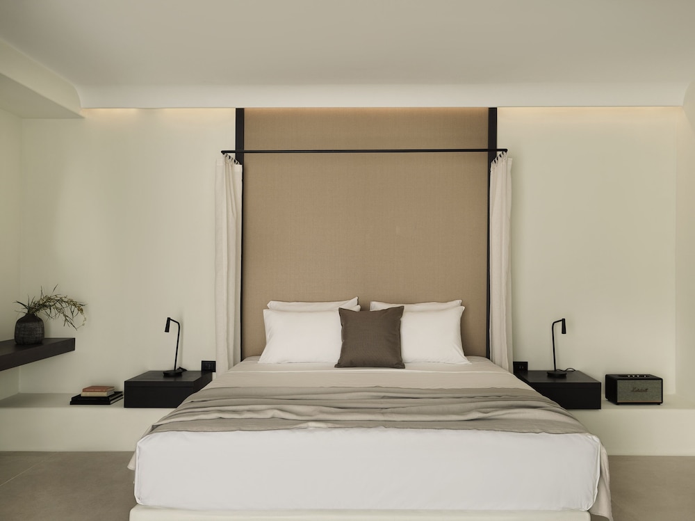 ezio bo luxury living