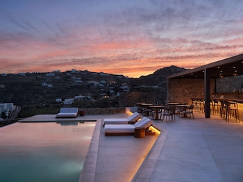 ezio bo luxury living