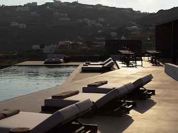 ezio bo luxury living