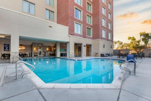 drury plaza hotel phoenix tempe