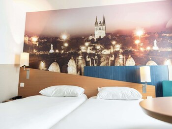 ibis styles angers centre gare
