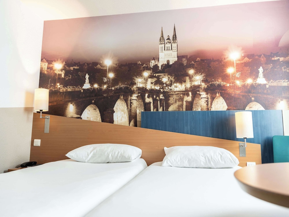 ibis styles angers centre gare