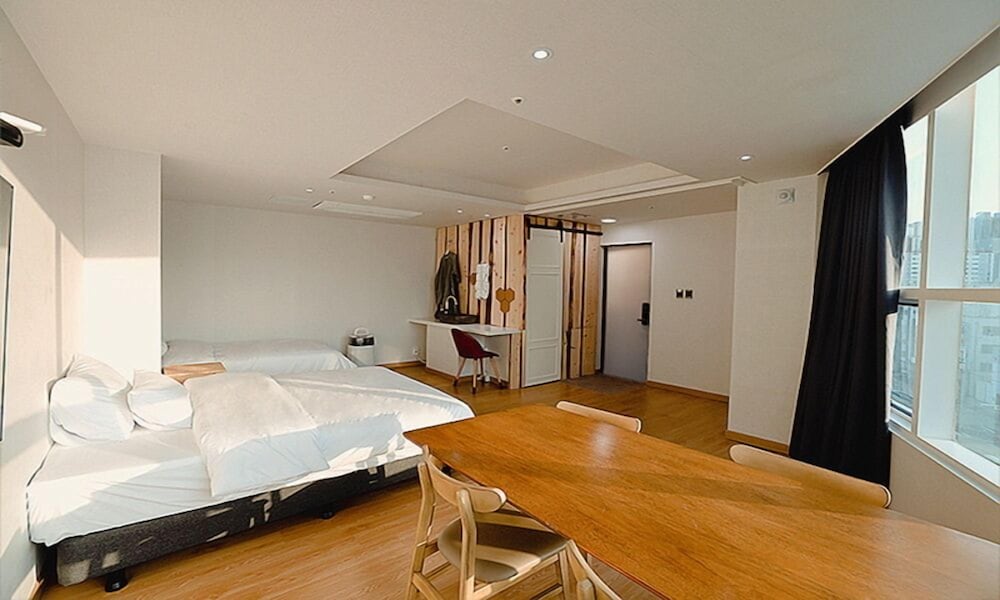 sokcho gallery in stay