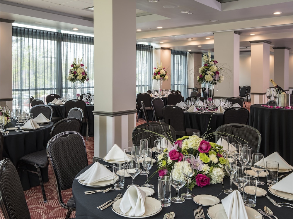 hotel indigo pittsburgh east liberty by ihg