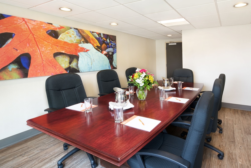 hotel indigo cleveland beachwood by ihg