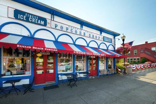 hotel indigo cleveland beachwood by ihg