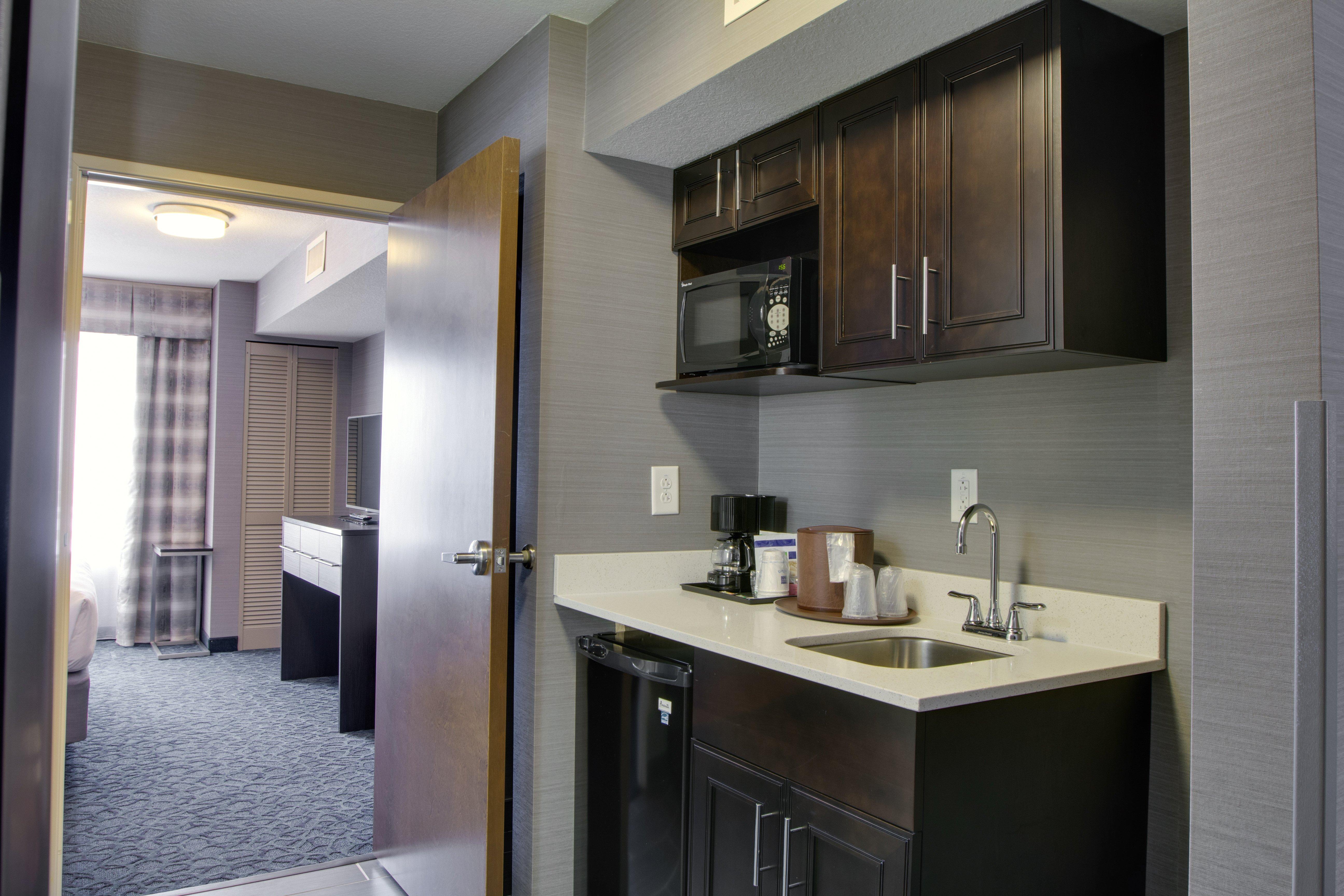 holiday inn express and suites sidney by ihg
