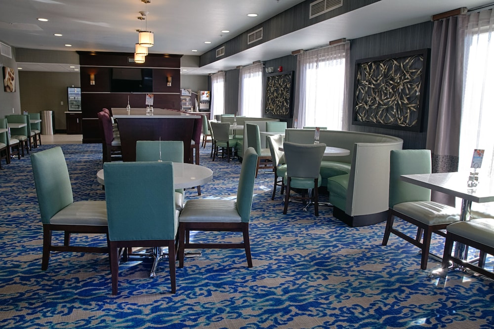 holiday inn express and suites sidney by ihg