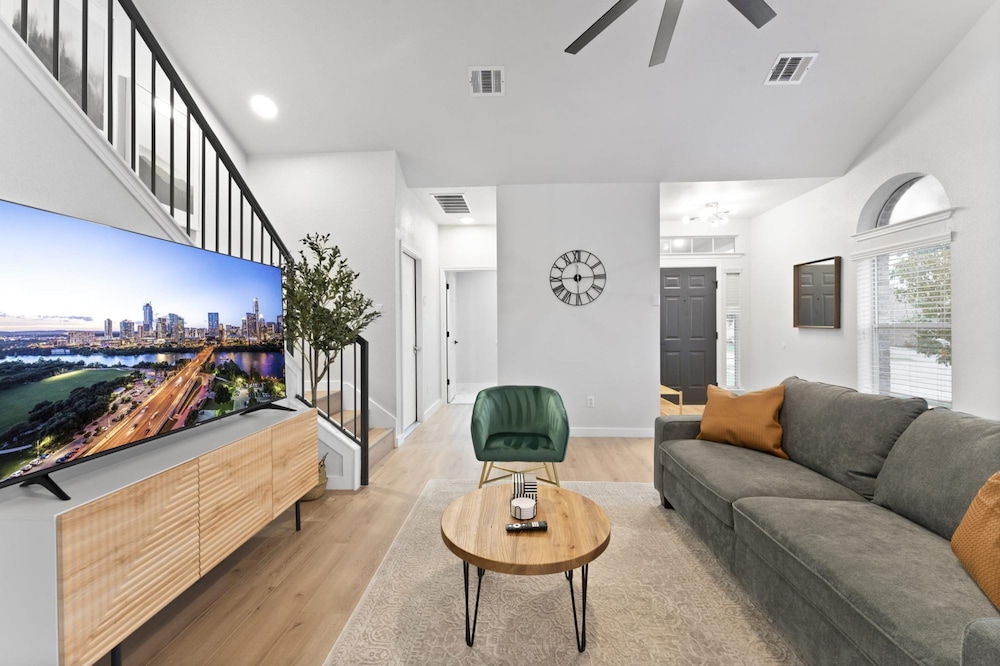 remote work friendly king beds fast wifi 3br
