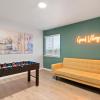 remote work friendly king beds fast wifi 3br