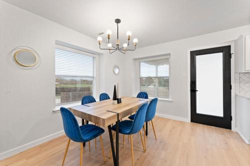 remote work friendly king beds fast wifi 3br