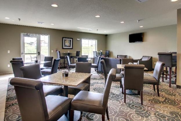 cobblestone inn and suites avoca
