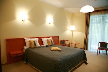 Velich Country Club,Kubinka>>Ershov,4 star