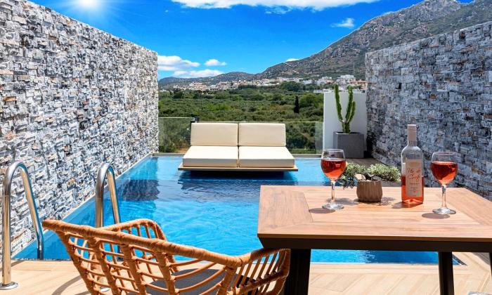 aelia suites