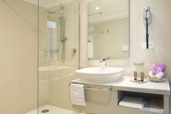 seven park hotel lake como adults only