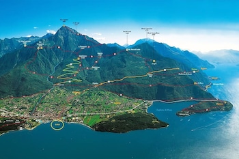 seven park hotel lake como adults only