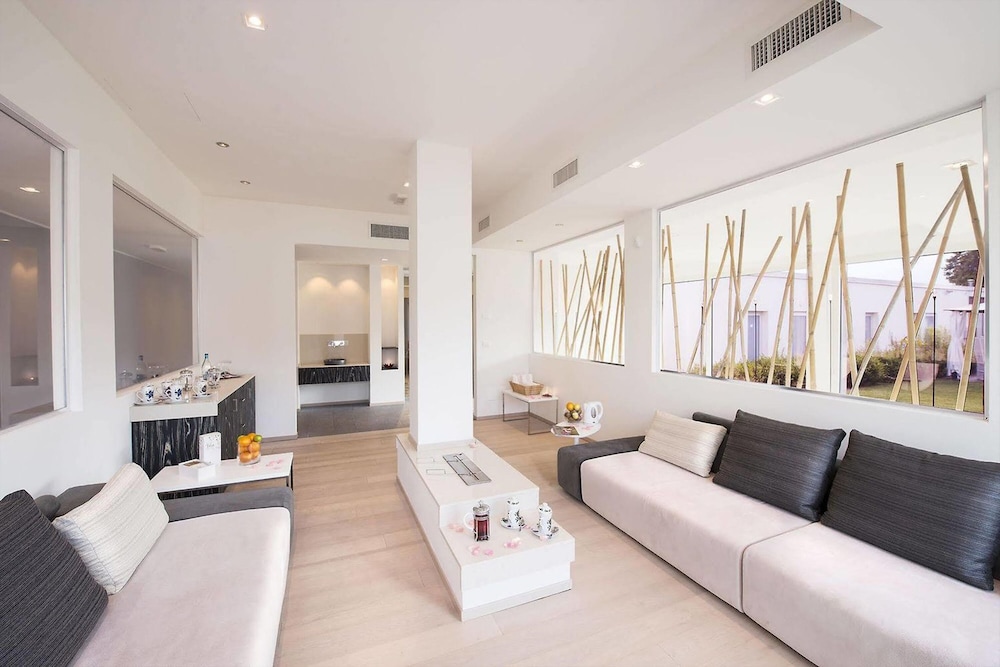 seven park hotel lake como adults only