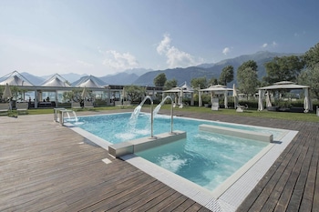 seven park hotel lake como adults only