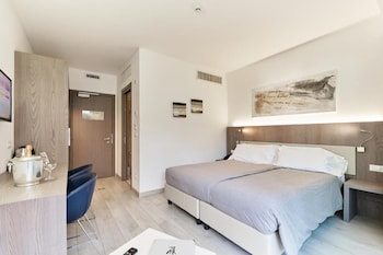 seven park hotel lake como adults only