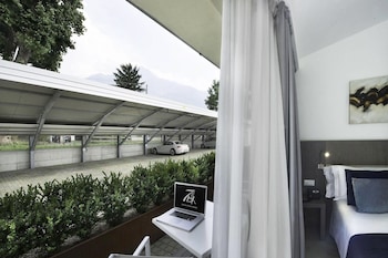 seven park hotel lake como adults only