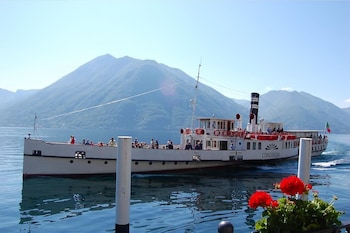 seven park hotel lake como adults only