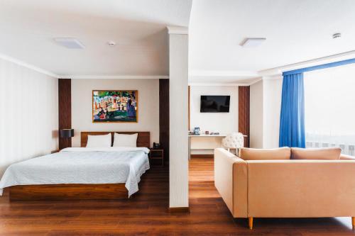 rich park hotel