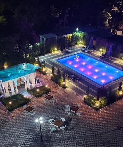 rich park hotel