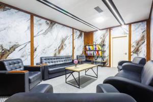 rich park hotel