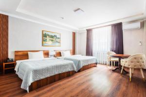 rich park hotel
