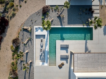 paros