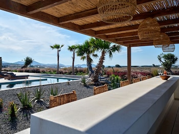 paros