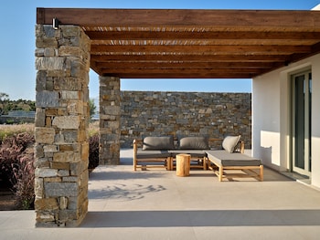 paros
