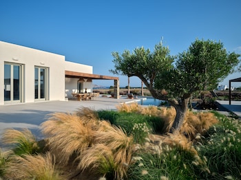 paros