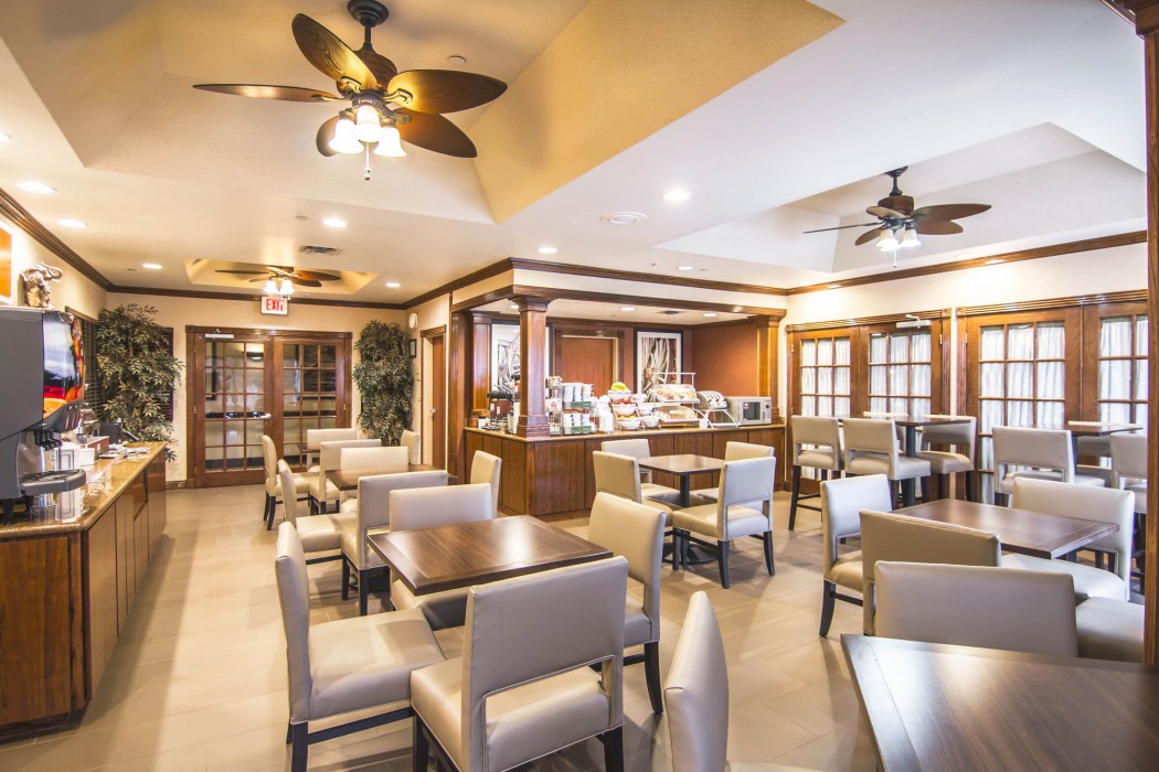 comfort suites marshall