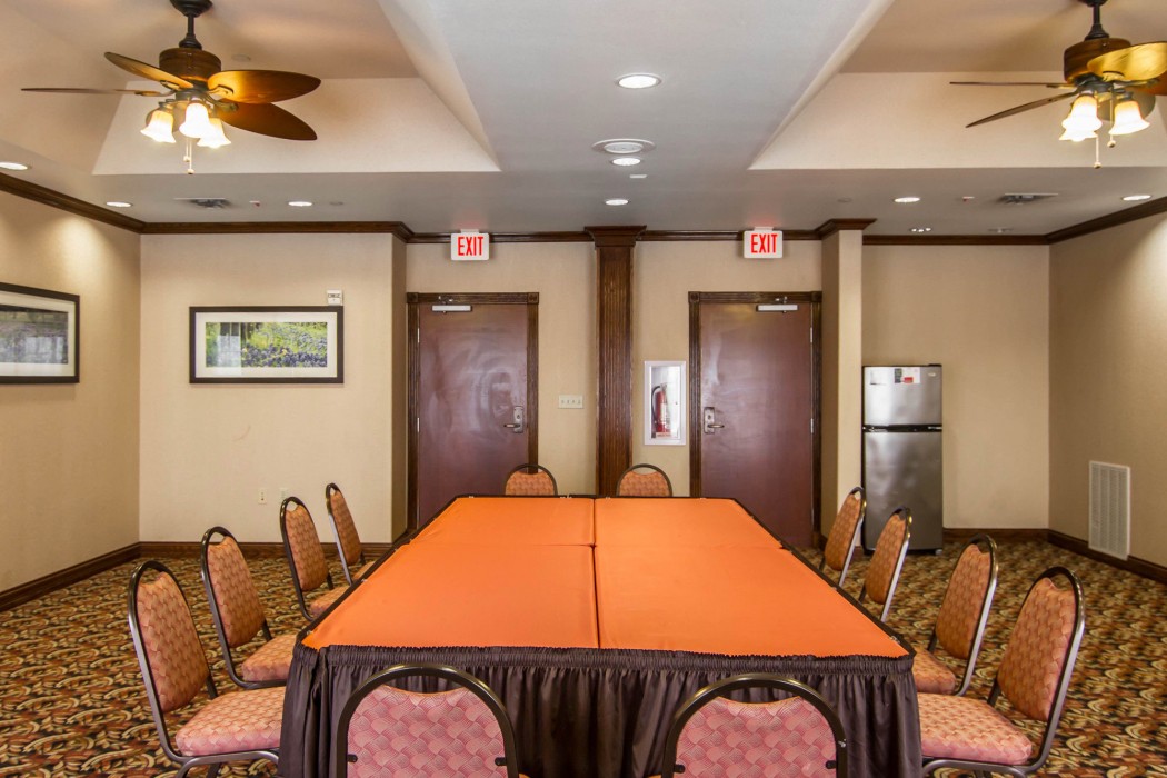 comfort suites marshall