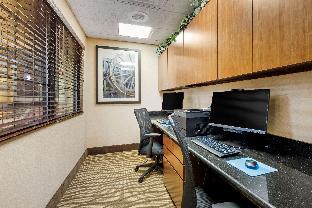 comfort suites marshall