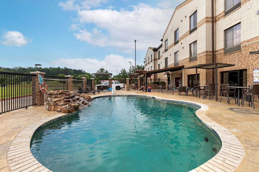 comfort suites marshall