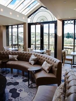 Bovey Castle,Dartmoor National Park>>Bovey Tracey,5 star