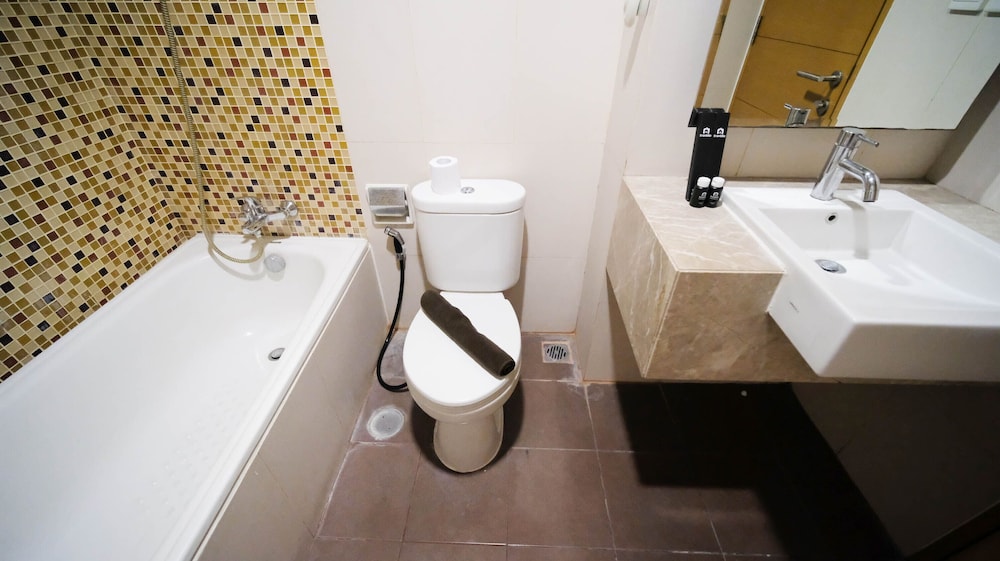 spacious 3br apartment connected to cito mall at aryaduta residence surabaya