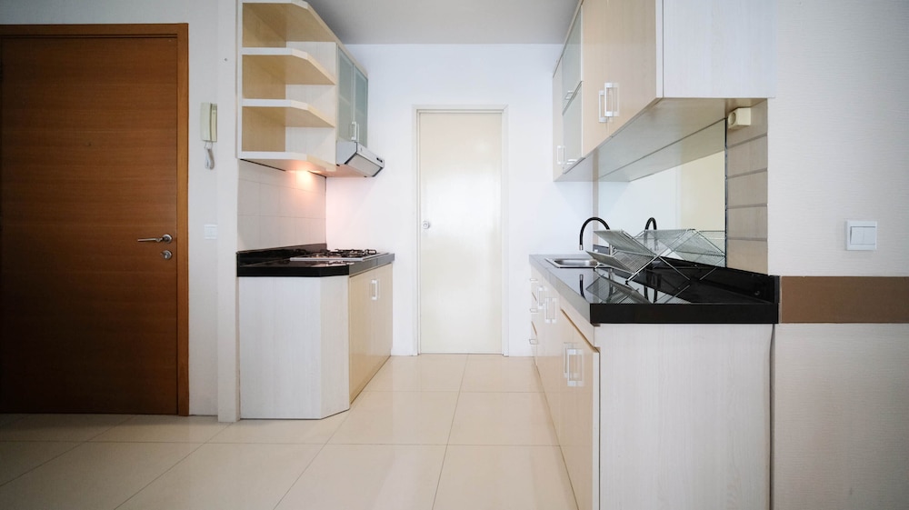 spacious 3br apartment connected to cito mall at aryaduta residence surabaya