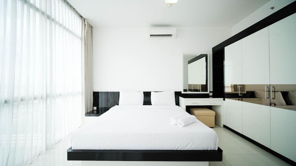 spacious 3br apartment connected to cito mall at aryaduta residence surabaya