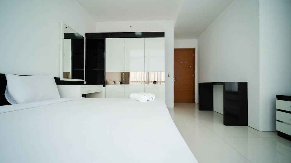 spacious 3br apartment connected to cito mall at aryaduta residence surabaya
