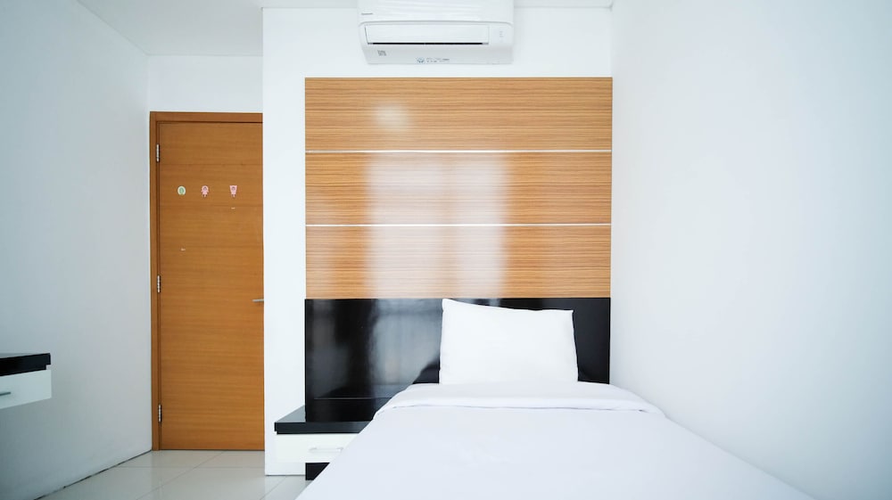 spacious 3br apartment connected to cito mall at aryaduta residence surabaya