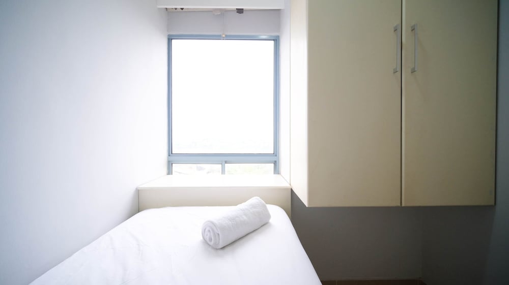 homey 2br with extra room at taman beverly apartment