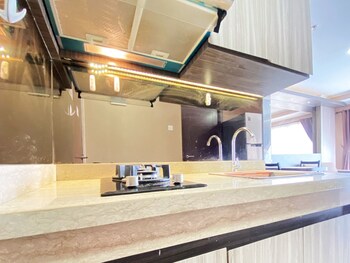 good deal 2br apartment at gateway pasteur