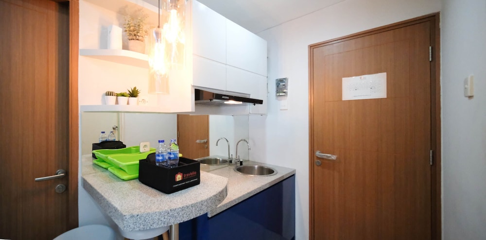 minimalist and beautiful 1br with extra room at pavilion permata apartment