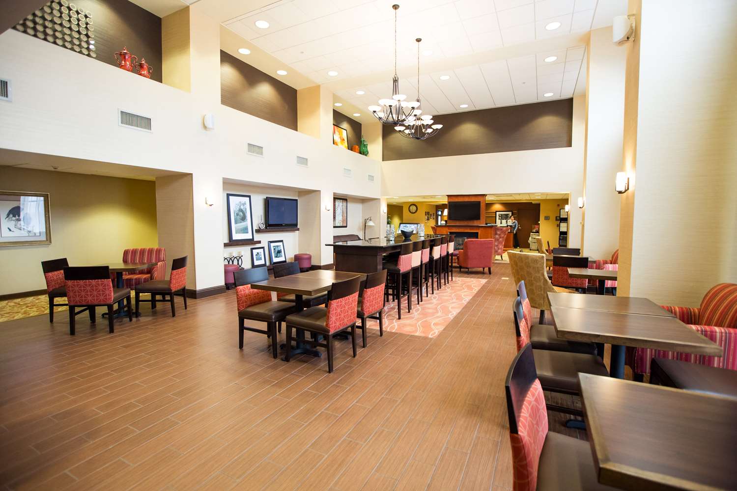 hampton inn and suites blairsville