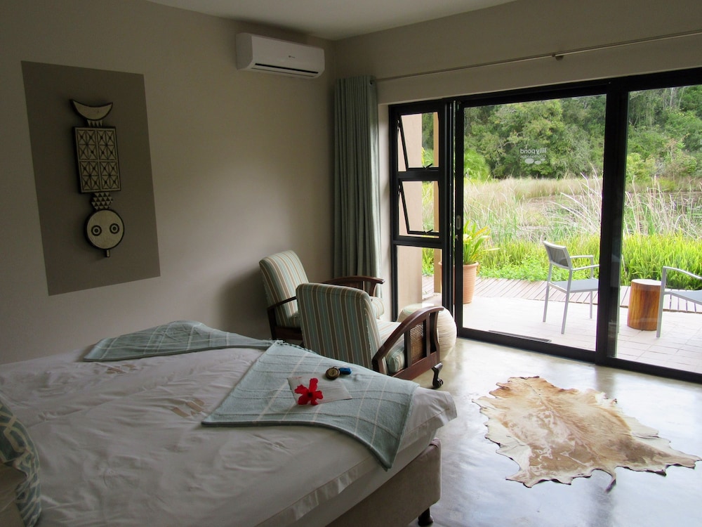 lily pond country lodge